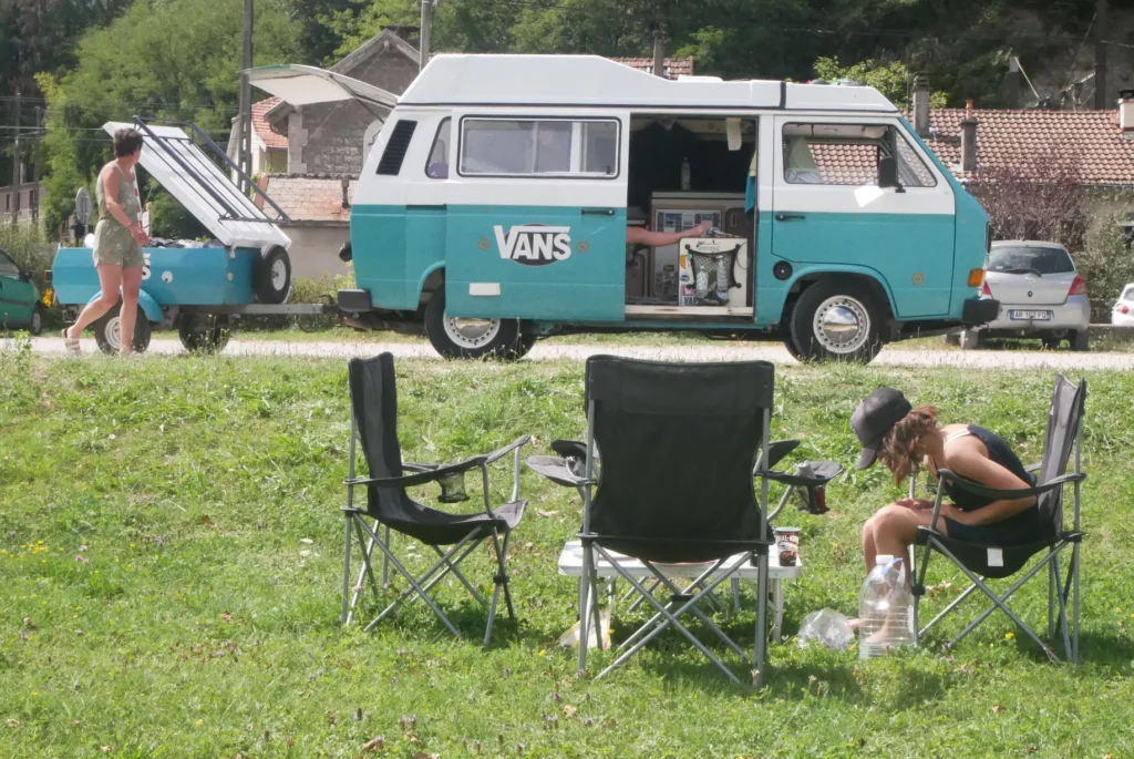 choisr entre van fourgon et camping car