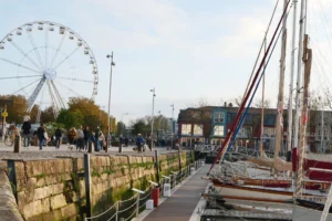 Lire la suite à propos de l’article Road trip à la Rochelle en fourgon, conseils pour réussir un super week end !