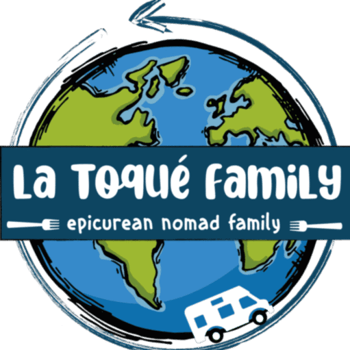 logo la toqué family blog voyage en famille en europe