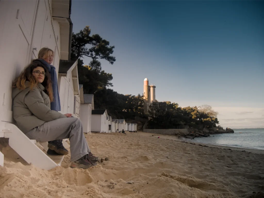 Plage et phare anse rouge